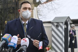 Lipavský u Zemana narazil. Vzdej to, měl mu navrhnout - Novinky