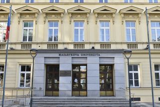 Registr zahraničních subjektů ohrožuje svobody i vědu, bouří se vysoké školy - Novinky