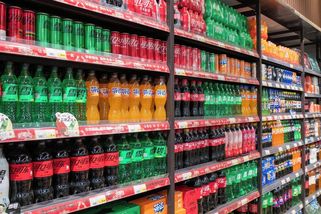 Čína se zaměří na „šťastnou tučnou vodu“. Může jí pomoci vyztužit rozpočet - Seznam Zprávy