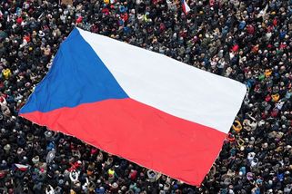 Milion chvilek svolal demonstraci na Letnou. Očekává až 400 tisíc lidí - Seznam Zprávy