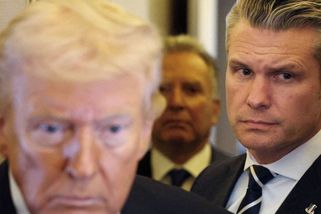 Informujte vlastenecky. Trumpova administrativa tlačí na média kvůli válce v Íránu, hrozí odebíráním licencí - Novinky