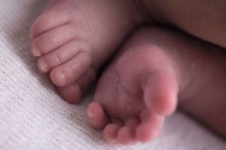 „Větší, než jsme čekali“. Američanka porodila šestikilového chlapce - Novinky