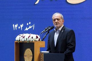 Sen o kapitulaci si vezměte do hrobu, vzkázal USA íránský prezident. Za útoky na sousední země se omluvil - Novinky