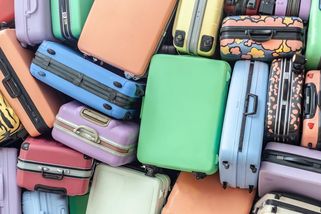 Výrazná barva kufru sníží riziko krádeže