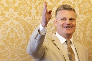 Jízdu Filipa Turka prověřuje policie. Fotka zachytila 200 kilometrů za hodinu - Seznam Zprávy