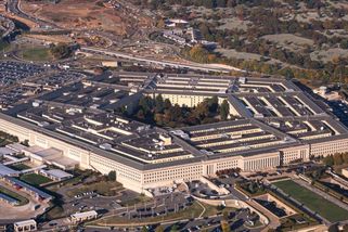 Zaútočíme na americké univerzity, hrozí Írán. Pentagon chystá nájezdy speciálních jednotek