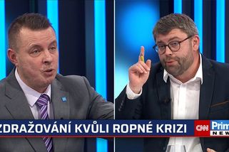 Urážky ve studiu při diskuzi o drahé ropě: Jste negramotný, útočil Rajchl na Jakoba | CNN Prima News