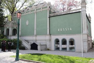 Vyhoďte Rusy, nebo přijdete o peníze. Evropská unie tlačí na bienále umění - Seznam Zprávy