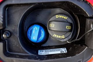 Prodej ojetých dieselů klesl v březnu kvůli drahé naftě o desetinu