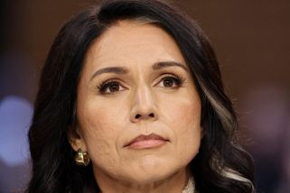 Írán se nesnažil obnovit obohacování uranu po loňských útocích, uvedla šéfka tajných služeb USA