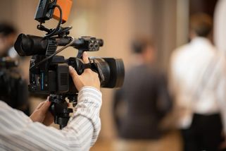 Nova i Prima nasazují těžké kalibry. Klidné večery končí, ve čtvrtek budete mezi programy přepínat jako o život