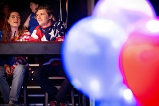 USA opouští rekordní počty Američanů. Přibývá jich i v Česku - Novinky