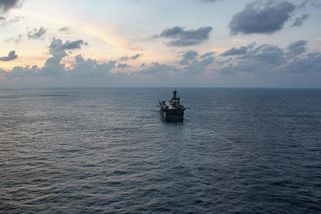 ON-LINE: Írán zasáhl kuvajtský tanker - Novinky