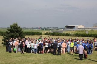 Napravení starých křivd. Neúcta k obětem. Sjezd sudetských Němců v Brně budí emoce - Novinky