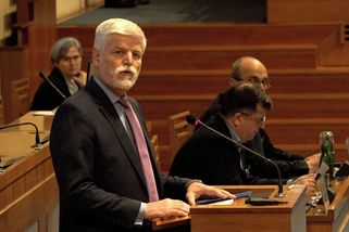 Do francouzského projektu jaderného odstrašení bychom se měli zapojit, řekl Pavel - Novinky