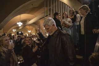 Glosa: Prezident Pavel, kámo mladých - Seznam Zprávy