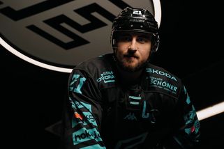 Odpadlík ze Sparty vyrostl. Černoch je lídr a brousí klenoty pro NHL - Seznam Zprávy