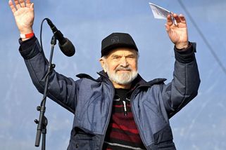 FOTO: Zdeněk Svěrák. Dobrý člověk slaví 90 - Novinky