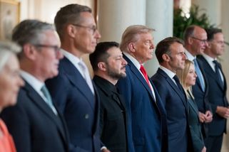 Zelenskyj pod tlakem Trumpova plánu. Ukrajina se musí podílet, zní ze světa - Seznam Zprávy