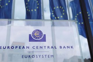 ECB odmítla poskytnout záruku za reparační půjčku Ukrajině - Novinky