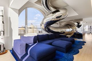 Vítejte v newyorském bytě s tobogánem přes tři patra!