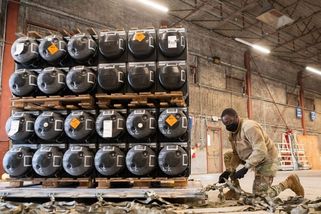 Rusko může být k útoku na NATO připraveno do šesti...