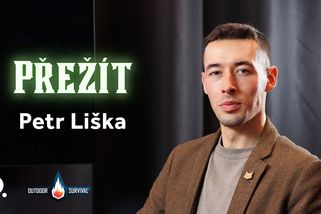 Co se opravdu děje, když turista dělá problém před hradní stráží? Nejsme figuríny, říká desátník