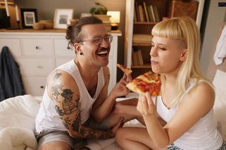 Přátelství s výhodou může být i s pěkným průšvihem. Máte na to?