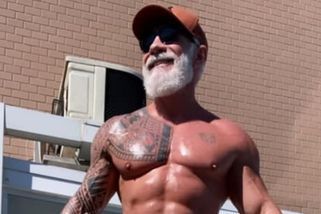 Inspirace pro všechny muže. Důchodce má v třiašedesáti tělo jako kulturista