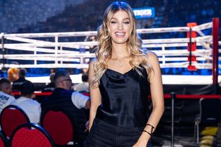 Obvykle ji fanoušci zahrnují samou chválou a superlativy nešetří: S omlazením ale Jasmina Alagič dost narazila - Super.cz