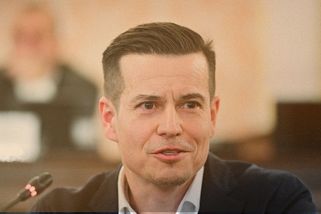 Soud poslal řidiče vzít dítě z rodiny. Systém ochrany selhává, říká ombudsman - Seznam Zprávy