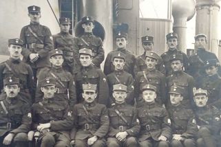 Českoslovenští legionáři v Rusku ovládli magistrálu, získali carský poklad a vyhráli námořní bitvu - Médium.cz