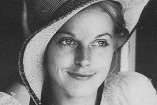 Kráska z westernu Podivné dědictví: úžasnou Yanti Somer týral žárlivý manžel, milovala Terence Hilla - Médium.cz