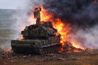 Systém Tor-M2 v plamenech. Krym přestává být nedotknutelný