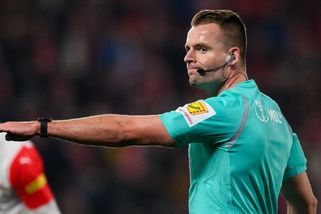 Rozhodčí Rouček v derby Slavia - Sparta: Skvělý výkon nebo katastrofa? Fanoušci se neshodnou