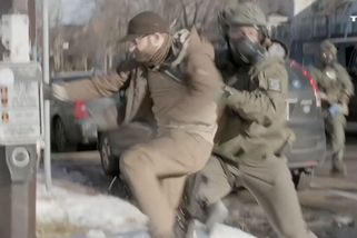 Pretti se s agenty střetl už dříve, ukazuje nové video - Novinky