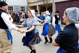 Velká Bystřice žila masopustem. Baštou hanáckého folkloru prošly maškary - Novinky