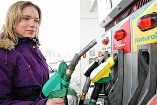 Pohonné hmoty v Česku dál zdražují. K 50 korunám za litr se nedostaneme, uklidňuje ekonom