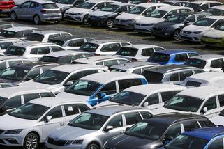 „Hororový podzim“ pro evropské automobilky: Prodeje klesají, ceny rostou - Echo24.cz