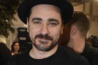 Pro roli byl moc hezký, museli ho zošklivit. Tak proč si mě, ku**a, vybrali? ptá se Vojta Kotek - Super.cz