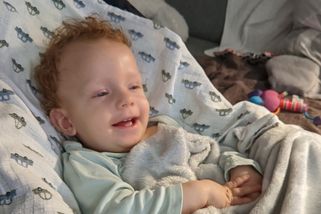 Nemocný Martínek odletěl na léčbu do Francie: Domů by se měl vrátit prakticky zdráv, rodina plánuje zbylé miliony rozdat – eXtra.cz