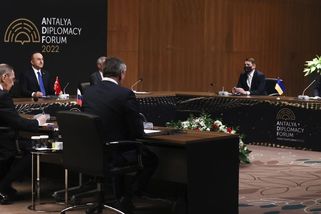 Návrh mírové smlouvy nezajišťoval Kyjevu garance bezpečnosti. Moskva by mohla opět zaútočit - Novinky