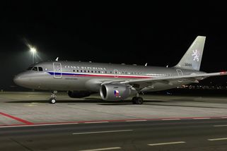 "Nemůžeme vám pomoci," vzkazuje Babiš turistům do Thajska a Vietnamu