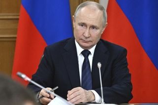 Putinův let do Kaliningradu provázelo osm letounů NATO, píše ruský web