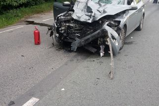 Motorkář srážku s fordem nepřežil, řidič osobáku skončil v nemocnici - Novinky