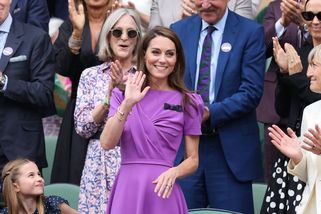 Dechberoucí přivítání princezny Kate na Wimbledonu: Vestoje jí aplaudoval celý stadion - Super.cz