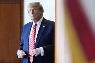 Náhoda, nebo nezvratný osud: Baba Vanga předpovídala, že Donald Trump v roce 2024 ohluchne