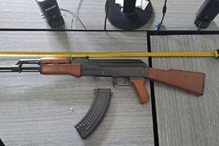 Vystřílím vás, hrozil mladík spolužákům v Ostravě. Vyvázl bez trestu - Novinky