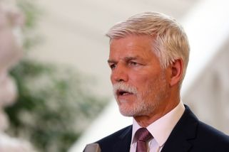 VIDEO: Pavlova administrativa je nejhorší v historii země. Kolář není transparentní, míní experti