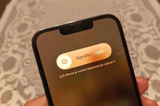 Telefon restartujte min. 1krát týdně. V opačném případě mohou hackeři instalovat software bez vašeho vědomí